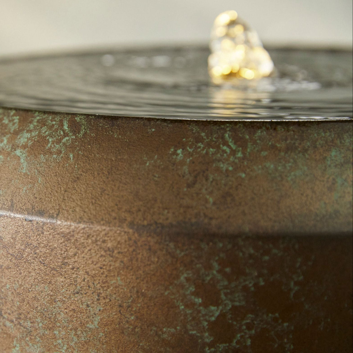https://altico.co.uk/storage/907/A36004_Tall_Patina_Lifestyle_3_50530_Low_Res.jpg