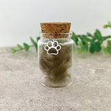 https://cdn.shopify.com/s/files/1/0589/7378/2073/files/FurBottle_41891881-09b9-41ba-a1a2-bc6c5647442a.jpg?v=1704974783